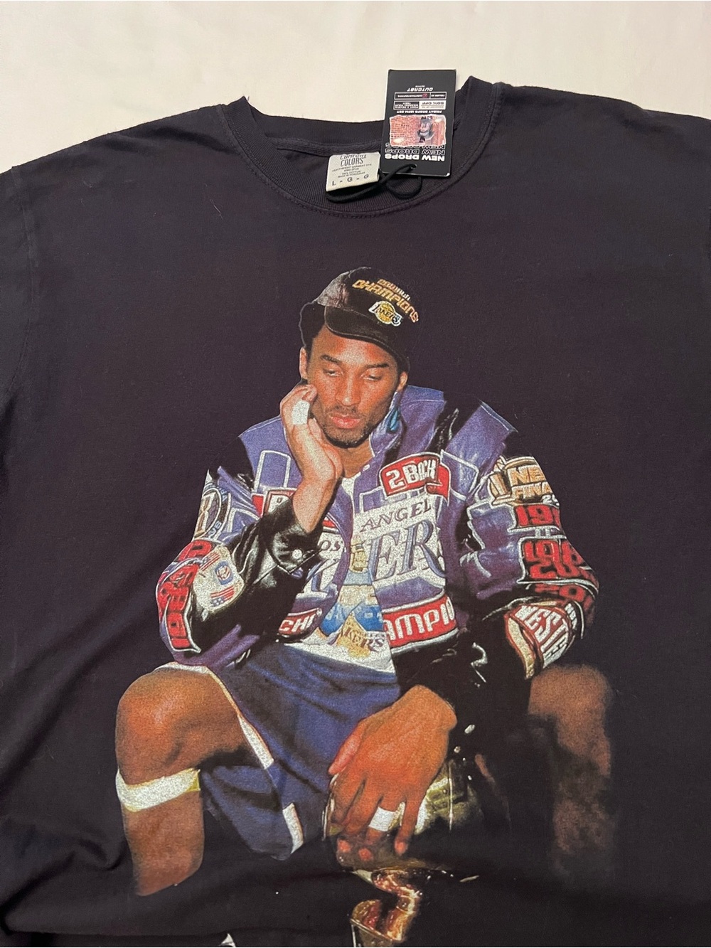 Kobe Bryant Lakers Championship Graphic T-Shirt NWT Comfort Colors Size Large - Picture 2 of 7
